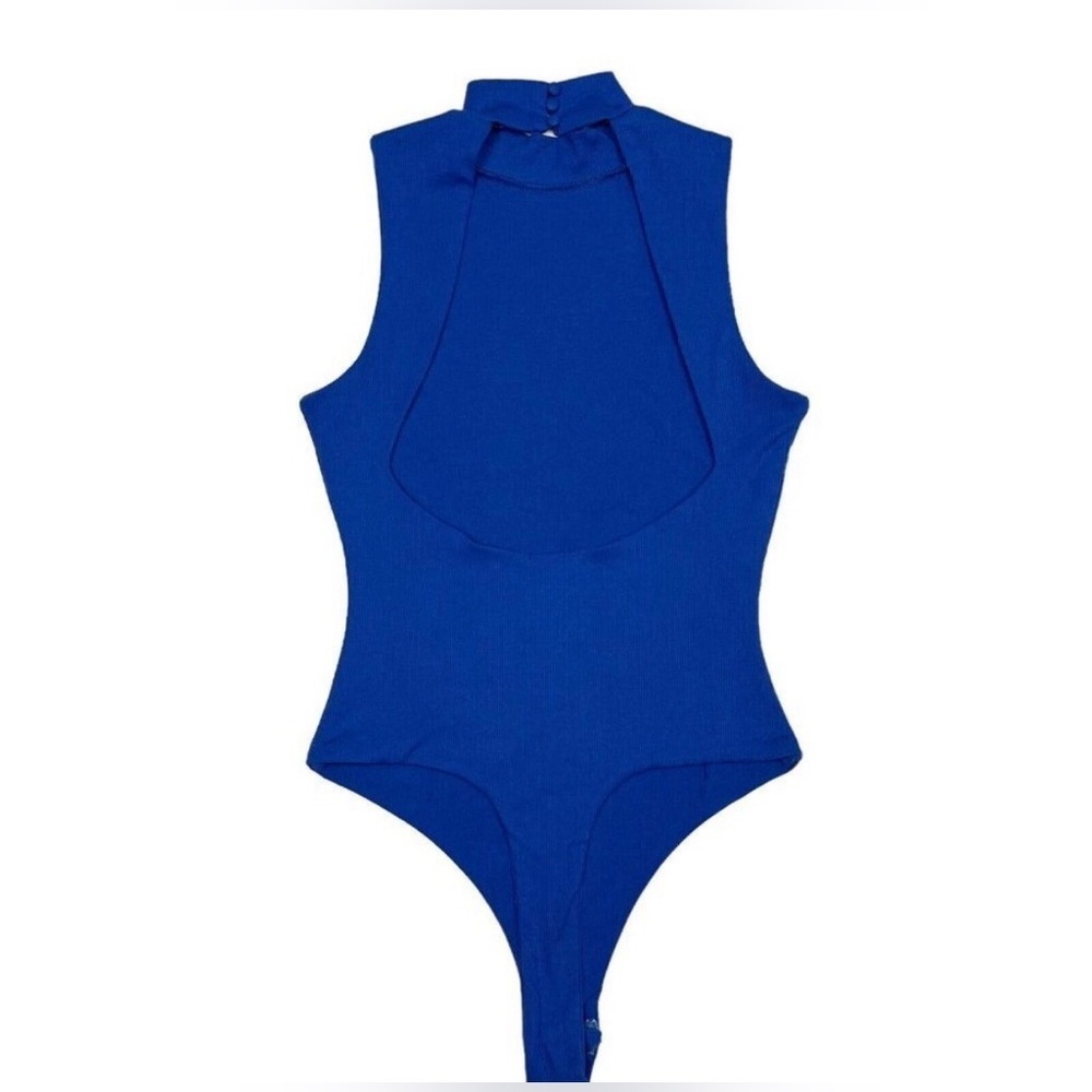 Superdown Sleeveless Backless Open Back High Neck… - image 4